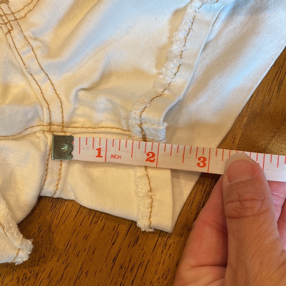 Lucky Brand Riley Shorts - Picture 7 of 7